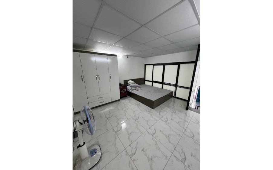Cho thuê nhà riêng 2 tầng tại Lê Trọng Tấn, Định Công, Hoàng Mai 40m2, FUll nội thất, 9 Triệu